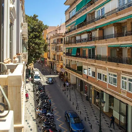 C74 - Marvelous 3 Bedroom In Historical